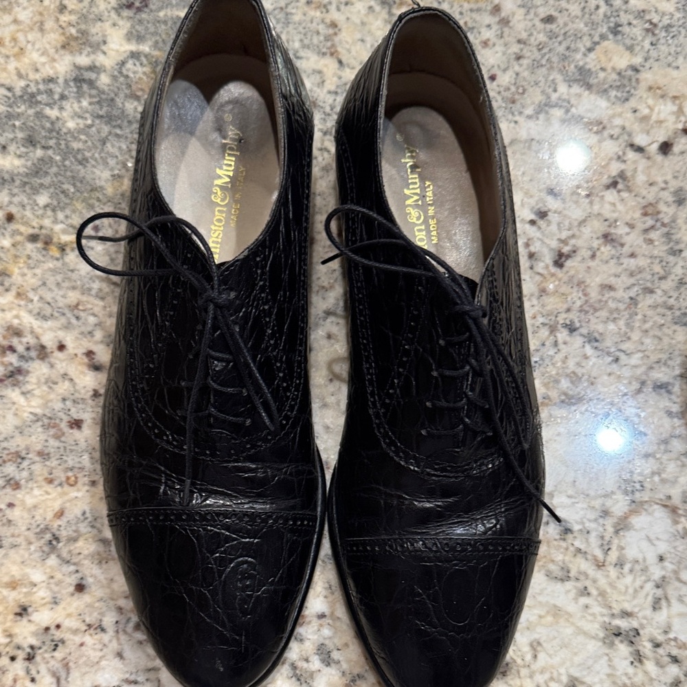 Johnston & Murphy Black Leather Oxfords